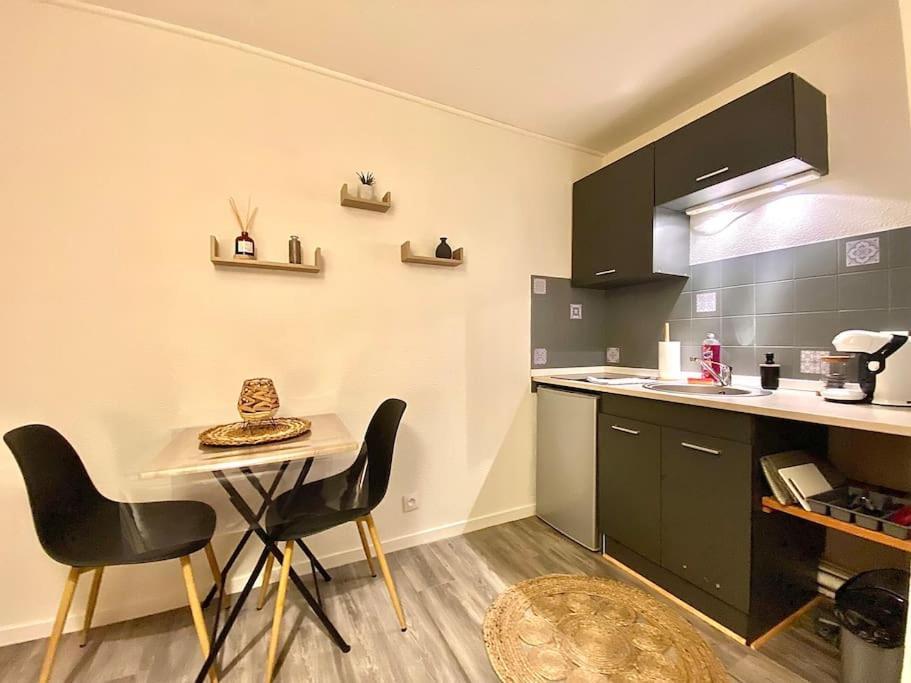 Au Calme Confort & Proche Centre Apartment Le Mans Ngoại thất bức ảnh
